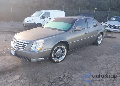 2011 Cadillac Dts Luxury Collection из США, поврежденный, VIN 1G6KD5E61BU122307